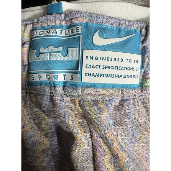 NIKE LEBRON DNA 6" DRI-FIT 3-IN-1 SHORTS PANTS WHITE/BLUE FZ1058-121 Men’s Small - Picture 12 of 13
